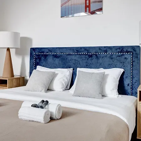 Appartement De Luxe Sous Verriere En Plein Coeur Du Marais Appartamento